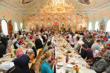 Общая трапеза. Николо-Сольбинский монастырь